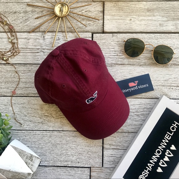 Vineyard Vines Accessories - NWT Vineyard Vines maroon hat